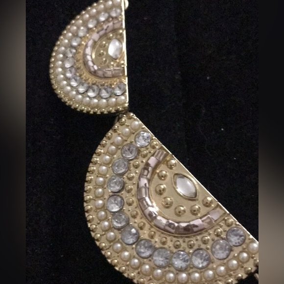 Elegant Art Deco Gold Statement Necklace with crystals and pearls - Picture 3 of 7